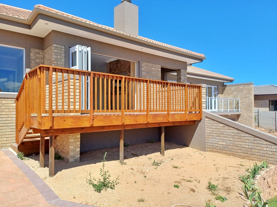 3 Bedroom Property for Sale in Reebok Western Cape